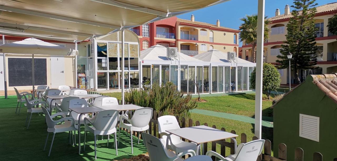 Apartamentos Esteasur Islantilla Zewnętrze zdjęcie